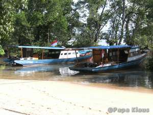 strong and fast dive boats mean safety in case of emergency