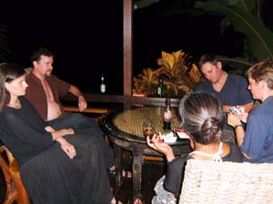 Spiele nach dem Dinner im Living Colors Restaurant