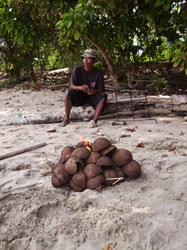 Picknick with KURNIA at the beach